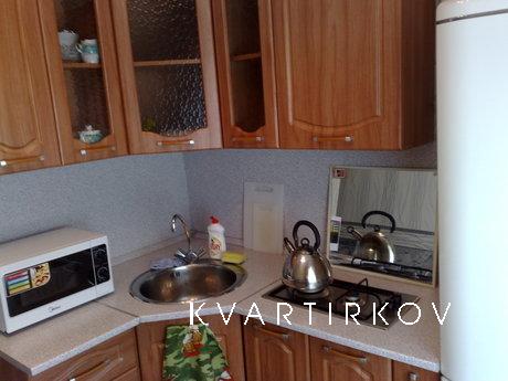 КВАРТИРА НЕДАЛЕКО ОТ ЦЕНТРА, Екатеринбург - квартира посуточно