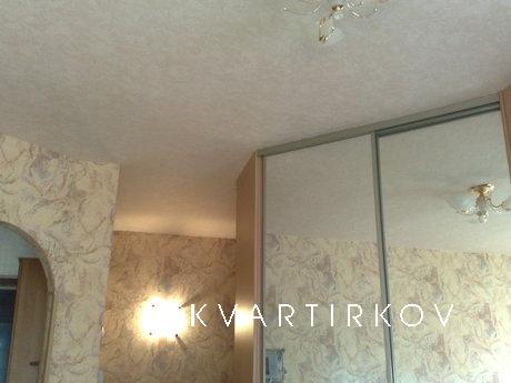 КВАРТИРА В САМОМ ЦЕНТРЕ, Екатеринбург - квартира посуточно