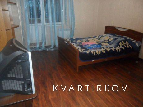 Сдается 1-ком. квартира, с ремонтом в Ворошиловском районе. 