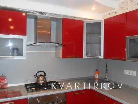 На сутки 5 мин.от вокзала рядом метро., Волгоград - квартира посуточно