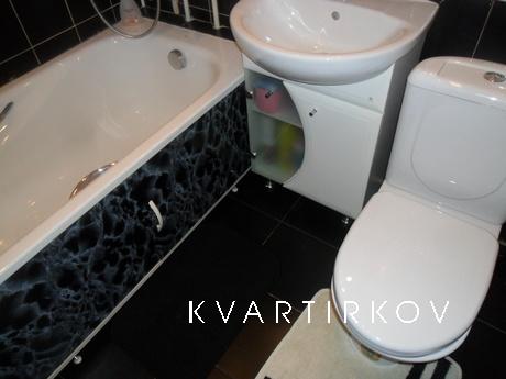 На сутки 5 мин.от вокзала рядом метро., Волгоград - квартира посуточно