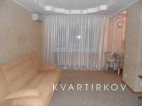 На сутки 5 мин.от вокзала рядом метро., Волгоград - квартира посуточно