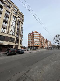 Апартаменти з джакузі ЦЕНТР, Полтава - квартира подобово