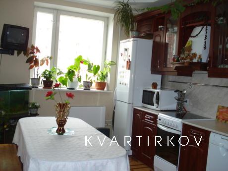 Euro! Close to Metro! The new house!, Saint Petersburg - apartment by the day