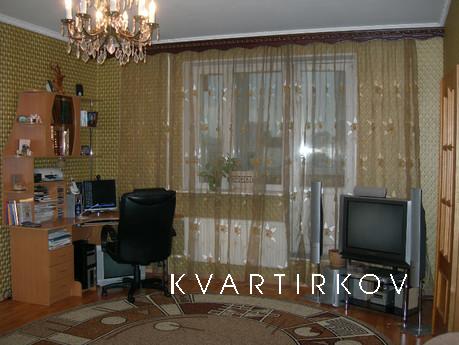 apartment in the new house! Close to Met, Saint Petersburg - apartment by the day