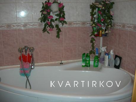 apartment in the new house! Close to Met, Saint Petersburg - apartment by the day