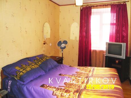 Уютная 2-х ком. квартира посуточно., Краснодар - квартира посуточно