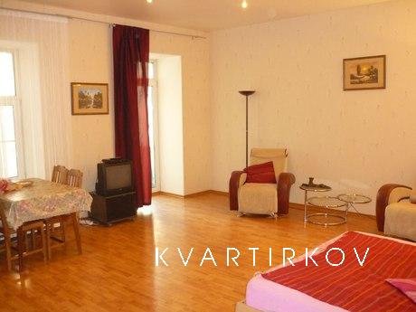 apartment on Pushkinskaya 13, Saint Petersburg - apartment by the day