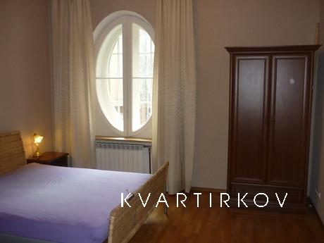 two bedroom apartment on 15 Rubinsteina, Saint Petersburg - apartment by the day