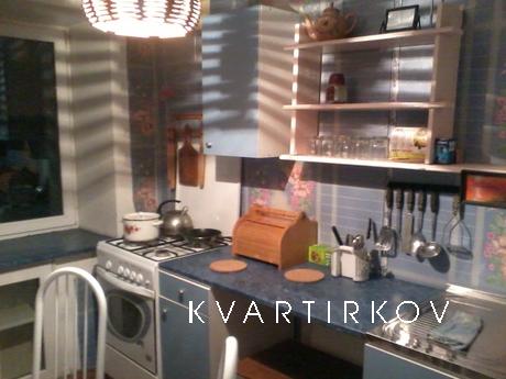 На сутки и более комфортабельные 1 комн, Уфа - квартира посуточно