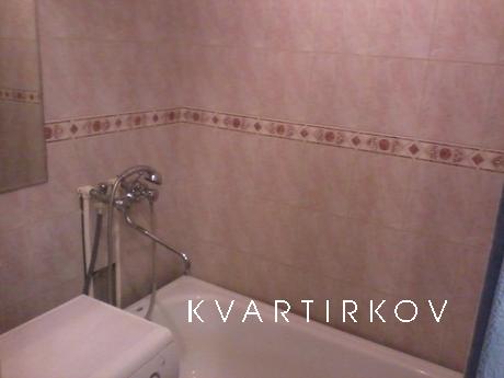 На сутки и более комфортабельные 1 комн, Уфа - квартира посуточно