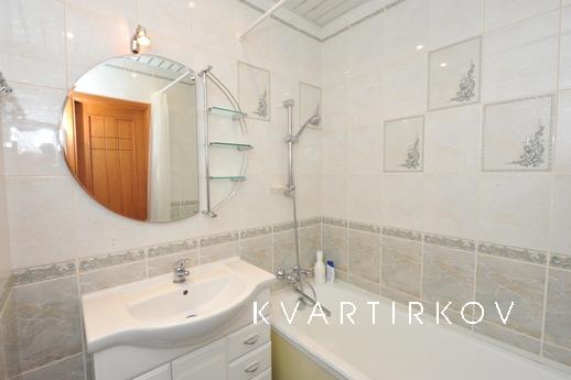 Благоустроенная 3ка в центре, Волгоград - квартира посуточно