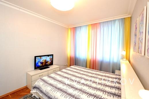 Комфортабельная,благоустроенная 3хкомнатная квартира в центр