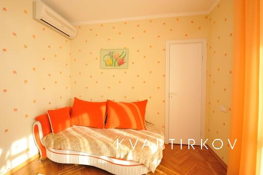 Благоустроенная 3ка в центре, Волгоград - квартира посуточно