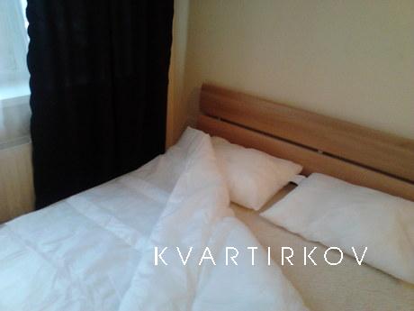 Уютная чистая квартира в тихом районе Екатеринбурга на сутки