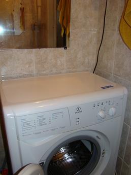 Комфортная квартира возле метро, Екатеринбург - квартира посуточно