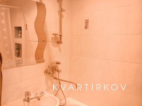 Современная в центре рядом ст.м.я, Казань - квартира посуточно