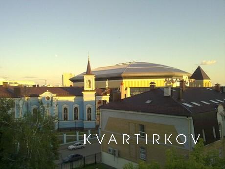 Симпатичная в самом центре рядом Кольцо, Казань - квартира посуточно