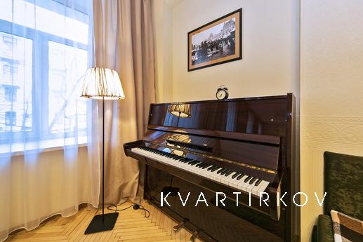 Novy Arbat 2-bedroom apartment, Moscow - apartment by the day