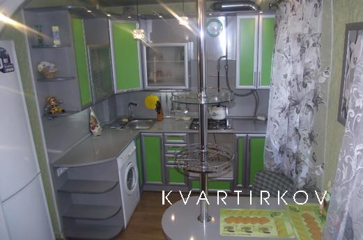 На сутки и более сдается в аренду элитна, Уфа - квартира посуточно