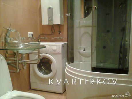 2-х кімнатна 7 гвардійської, Волгоград - квартира подобово