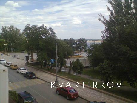 2х комн., Центр Волгограда, Волгоград - квартира посуточно