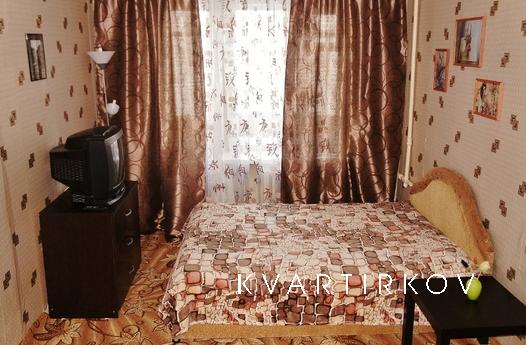 Час-200,ночь-1500,сутки-2000., Уфа - квартира посуточно