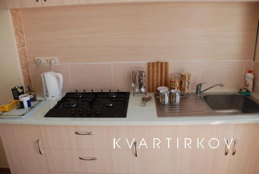 Detached house with large yard., Yevpatoriya - apartment by the day