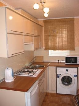 Rent daily, hourly 2 rooms apartment, Kharkiv - apartment by the day