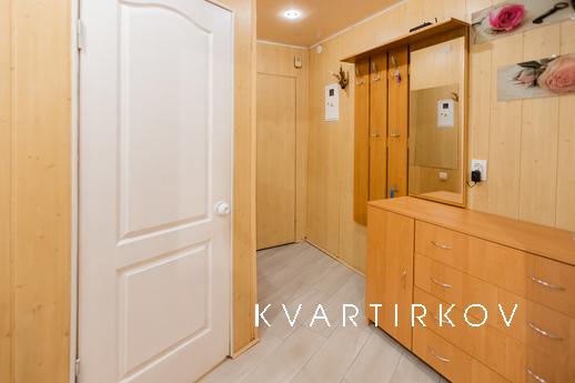 Apartment A. Polya (Kirova) Ave., Titova, Dnipro (Dnipropetrovsk) - apartment by the day