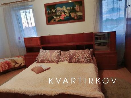 I will rent two booths., Berehovo - apartment by the day