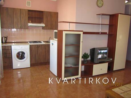 'Quiet center', Wi-Fi. Studio, Cherkasy - apartment by the day