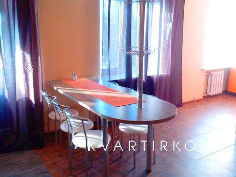 Luxury apartment in the heart, Sumy - apartment by the day