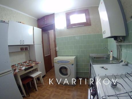 rent a 2-room apartment for daily rent, Nova Kakhovka - apartment by the day