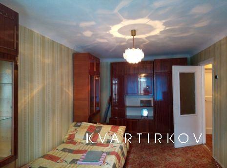 Rent an apartment in the center, Nova Kakhovka - apartment by the day