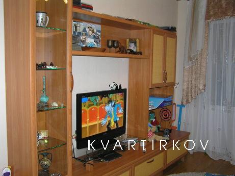 Apartment for 4-5 persons for EURO, Kyiv - apartment by the day