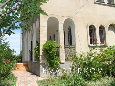 The house is located 50 meters from the sea in the exclusive