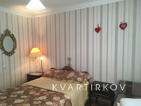 Благоустроенный, ухоженный  дом с хорошим ремонтом,  в парко