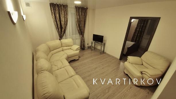 Трехкомнатная квартира посуточно, Ставрополь - квартира посуточно