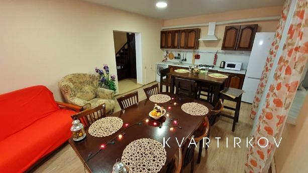 Трехкомнатная квартира посуточно, Ставрополь - квартира посуточно