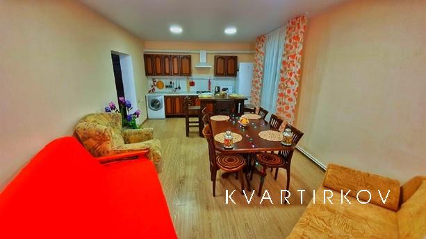 Трехкомнатная квартира посуточно, Ставрополь - квартира посуточно