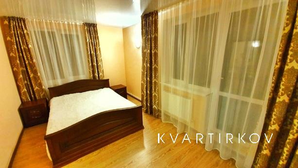 Трехкомнатная квартира посуточно, Ставрополь - квартира посуточно