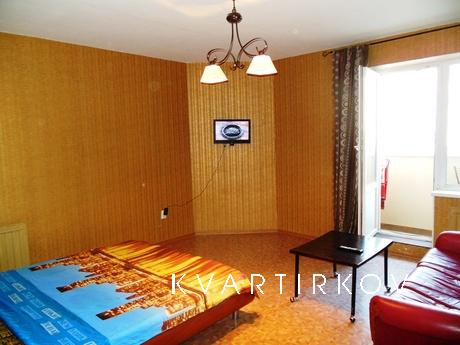 Daily rent a 1BR apartment m.Ladozhskaya, Saint Petersburg - apartment by the day