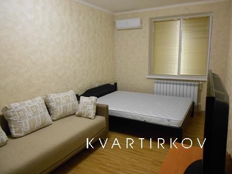1-кімнатна квартира з усіма зручностями, Севастополь - квартира подобово