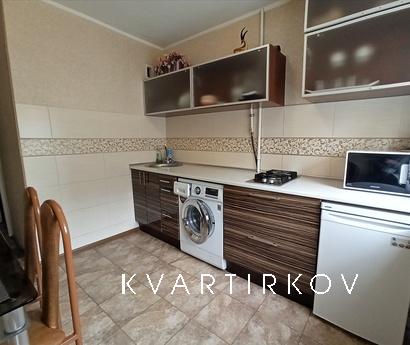 1 room South railway, concert hall Oasis, Kyiv - apartment by the day
