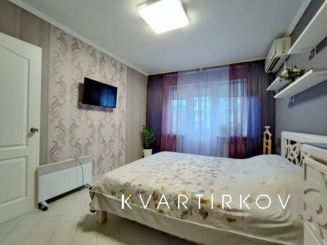 Затишна 1 до, Центральний ж / д, БЦ Towe, Київ - квартира подобово