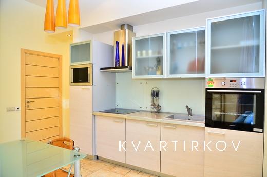 Rent apartment in Kiev for rent, Kyiv - apartment by the day