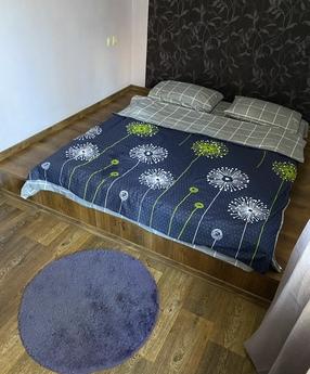 Modern 2-room apartment!, Kherson - apartment by the day