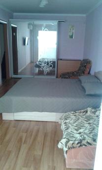 Rent 2-room apartment in the center, Berdiansk - apartment by the day