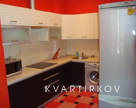 Beautiful 3 rooms apartment, Kyiv - apartment by the day